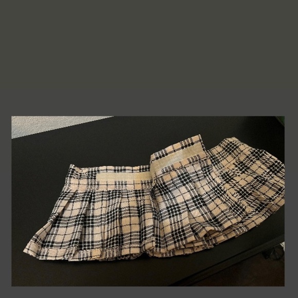 Adult Plaid Micro Mini Women’s School Girl skirt fits up to queen size like new - Picture 2 of 7